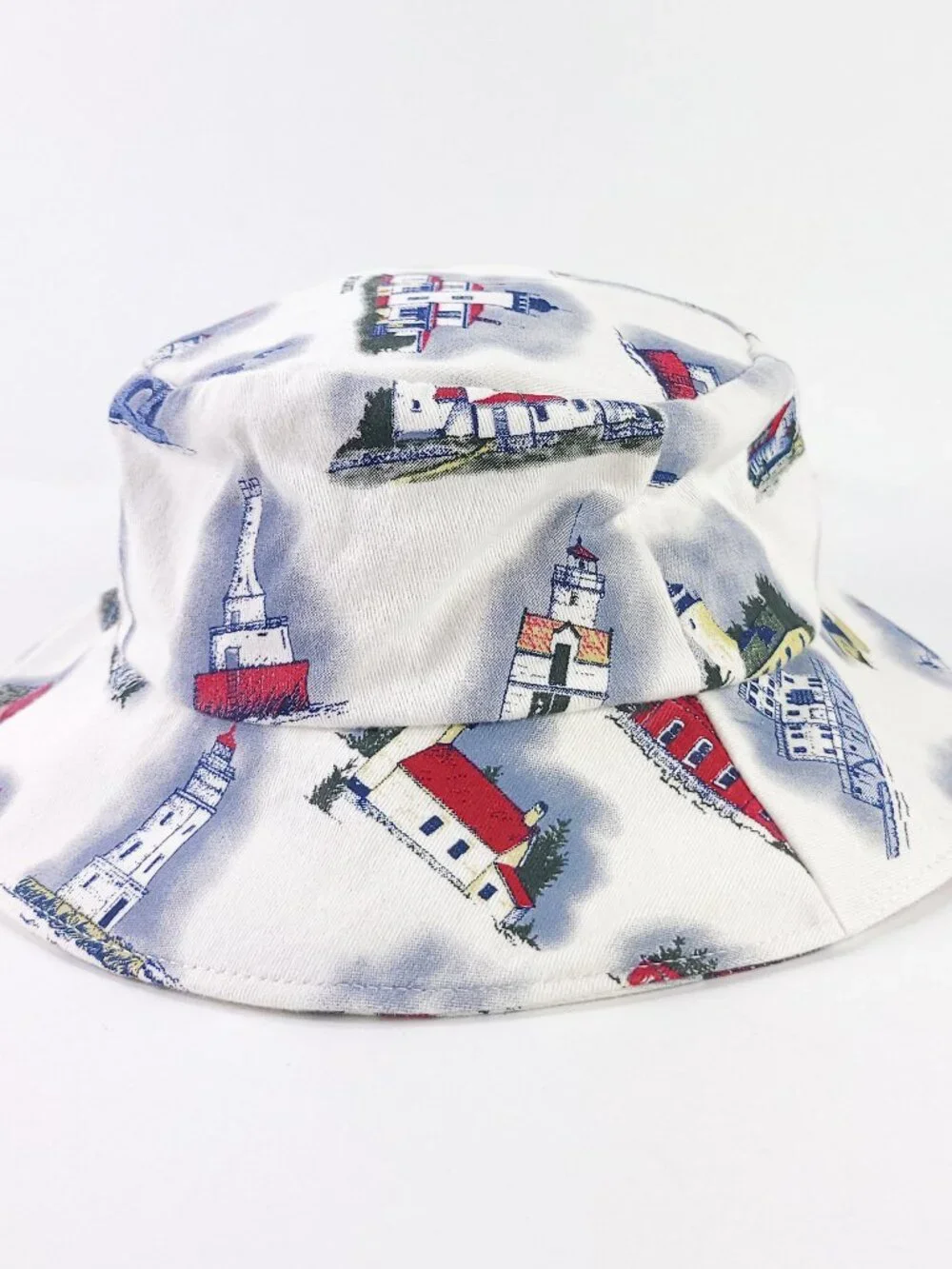 Lighthouse Novelty Print Bucket Hat - Picture 2 of 8